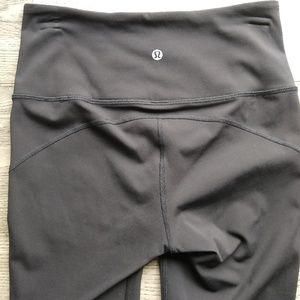EUC Lululemon Crops